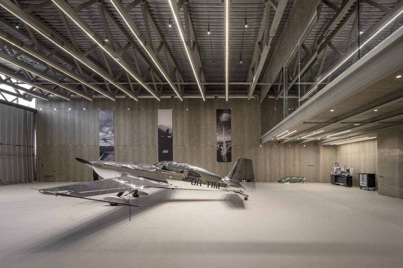 Aviation & Cargo Logistics Roofing in Memphis