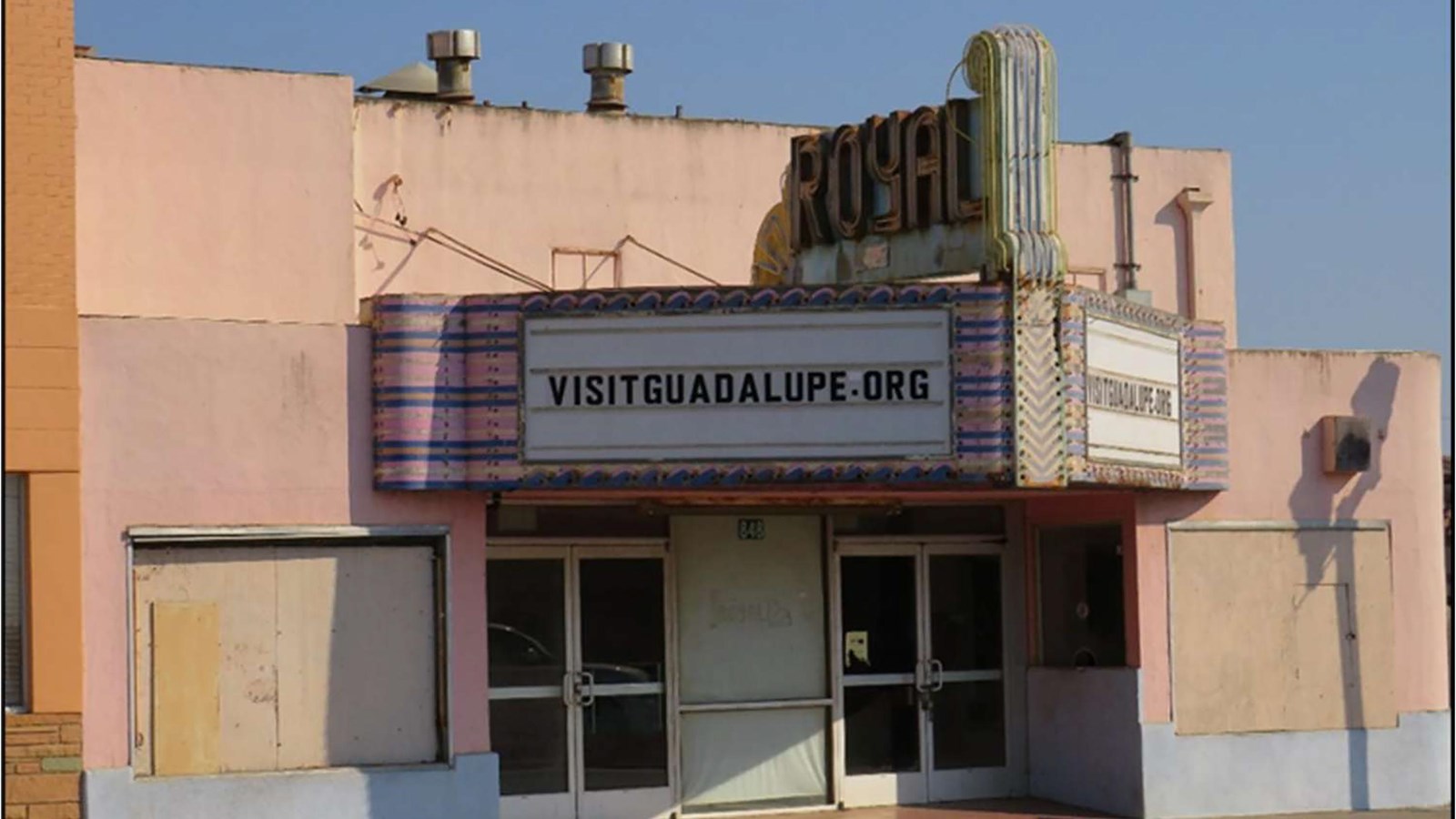 Movie Theater & Cinema Roofing in Memphis, TN