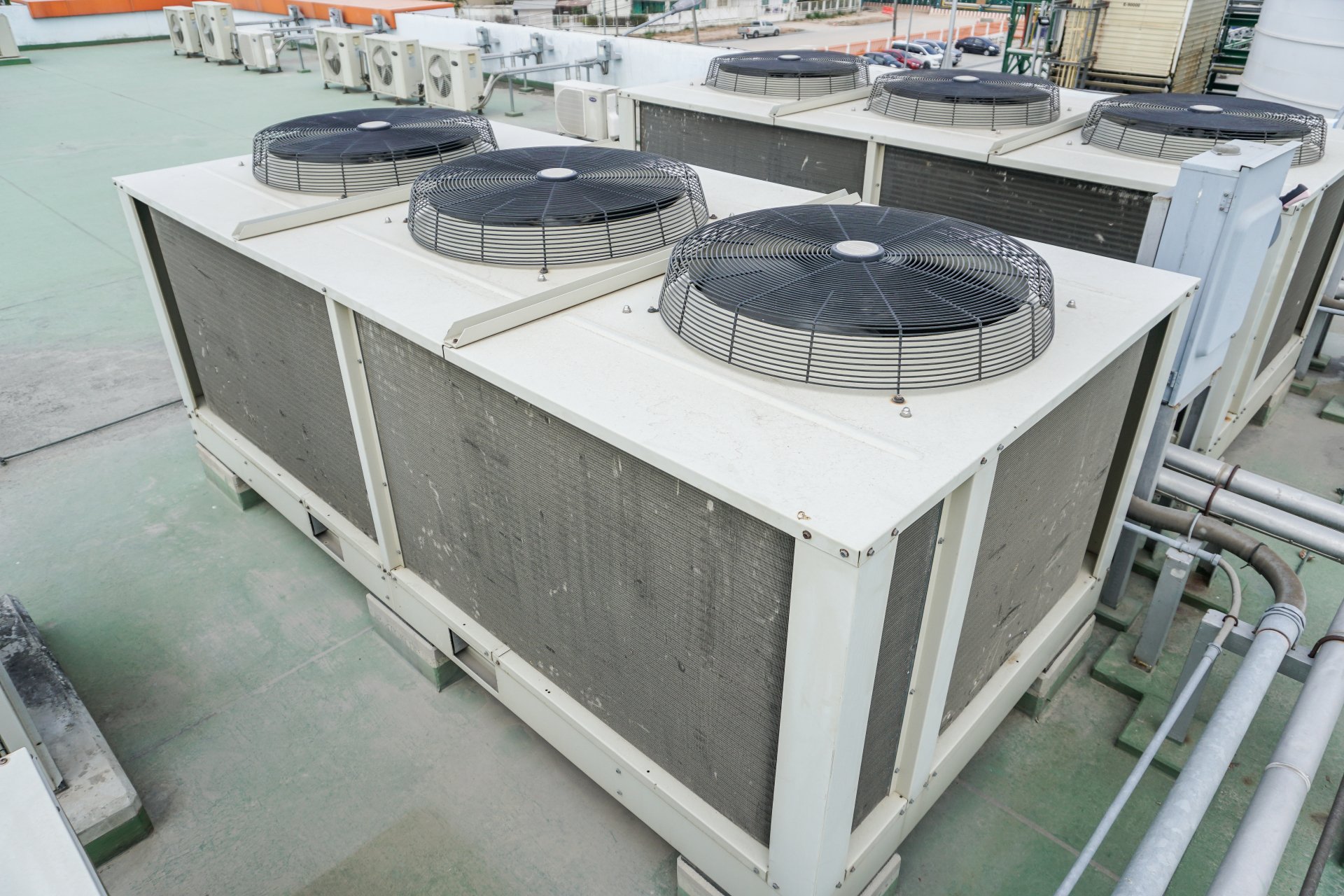 Restaurant and Food Service Building Roofing in Memphis, TN